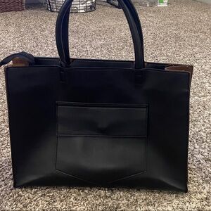 Black Structured Tote Bag with Front Pocket